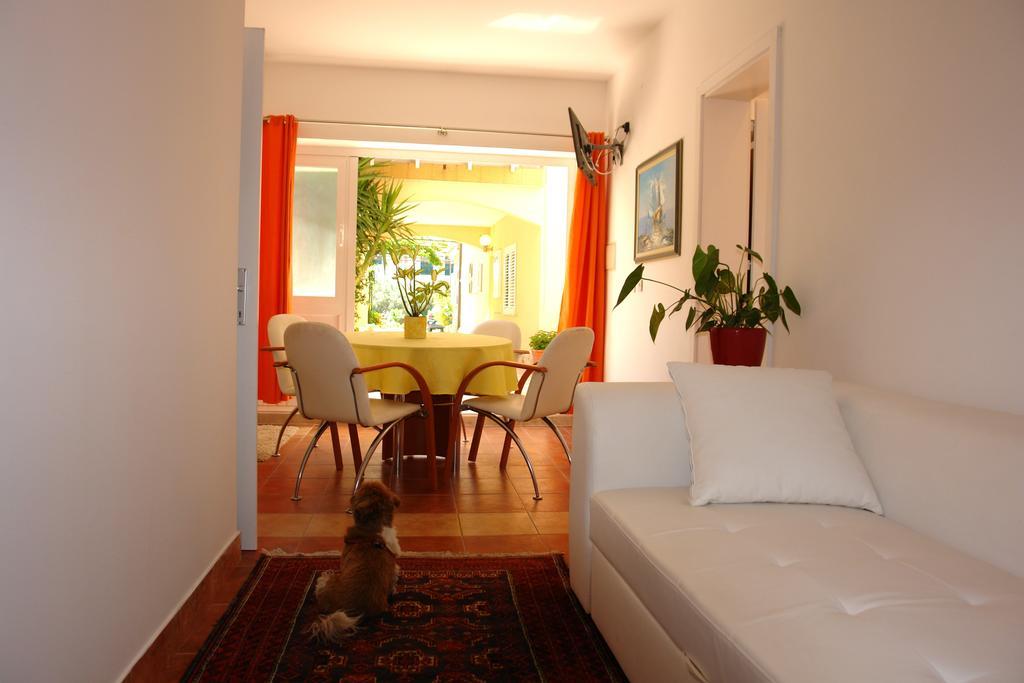 Iva Apartment Orebic
