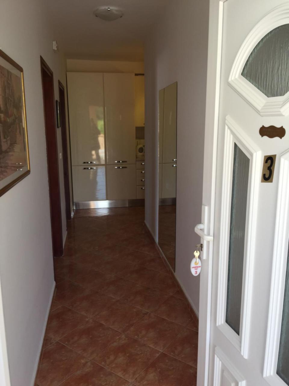 Iva Apartment *